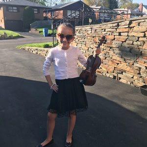 Meet your Posher, Enisa